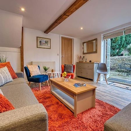 Delightful Two-Bedroom Cottage In The Heart Of Bakewell Eksteriør billede