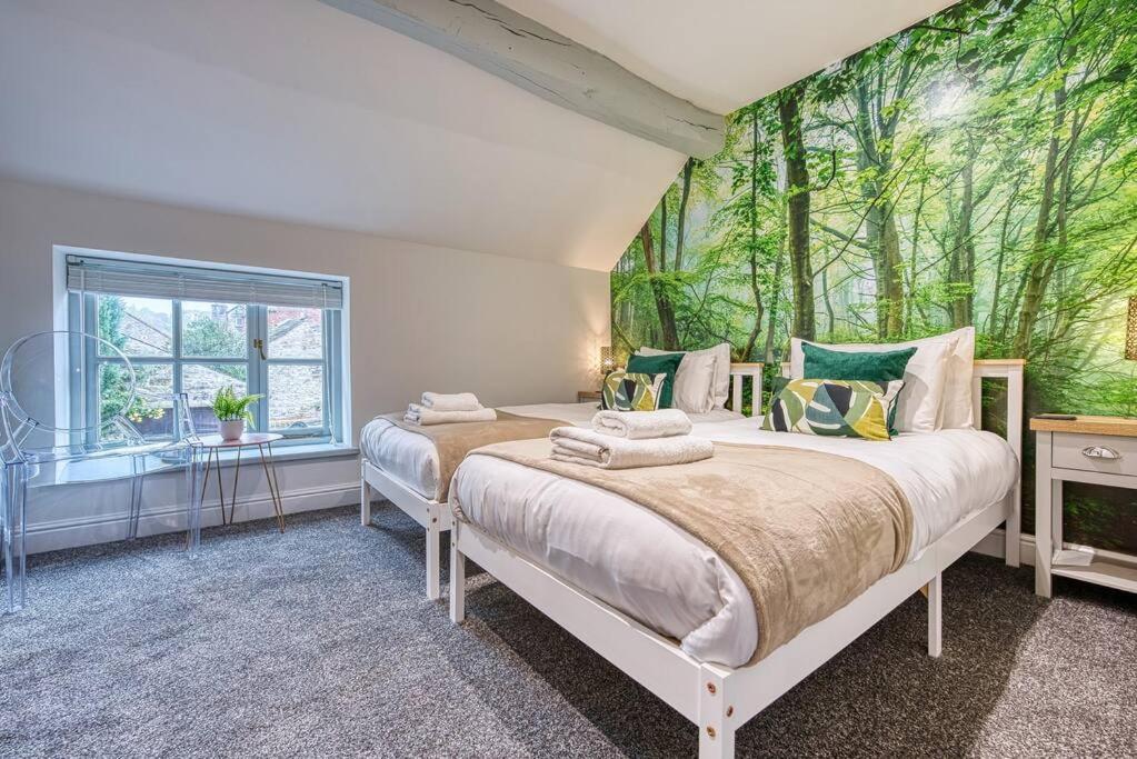 Delightful Two-Bedroom Cottage In The Heart Of Bakewell Eksteriør billede