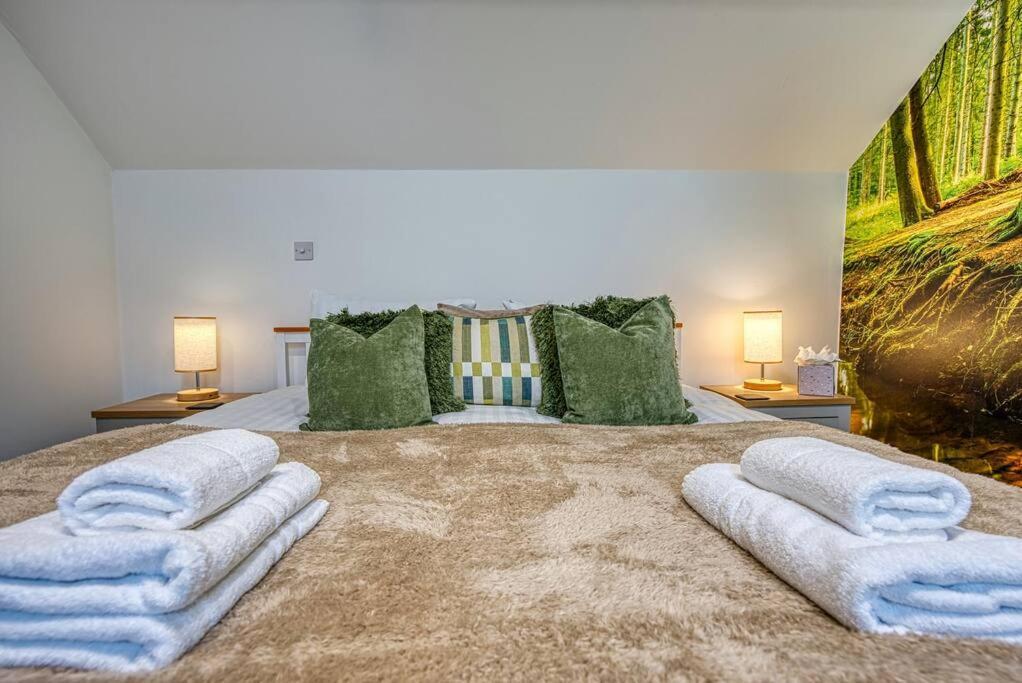 Delightful Two-Bedroom Cottage In The Heart Of Bakewell Eksteriør billede