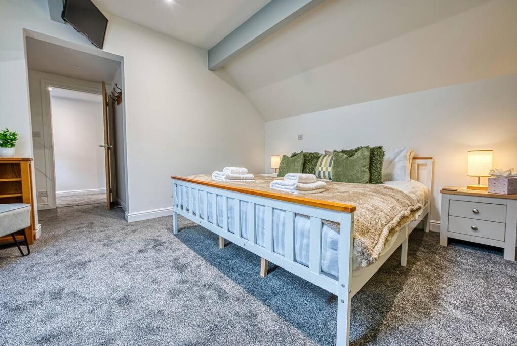 Delightful Two-Bedroom Cottage In The Heart Of Bakewell Eksteriør billede