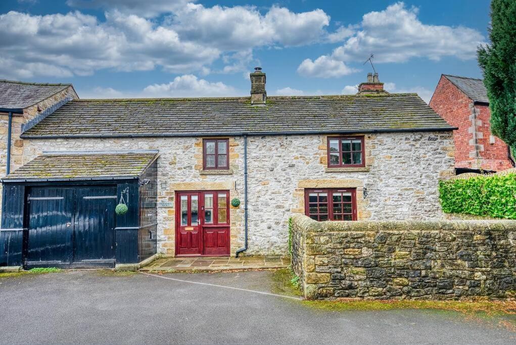 Delightful Two-Bedroom Cottage In The Heart Of Bakewell Eksteriør billede