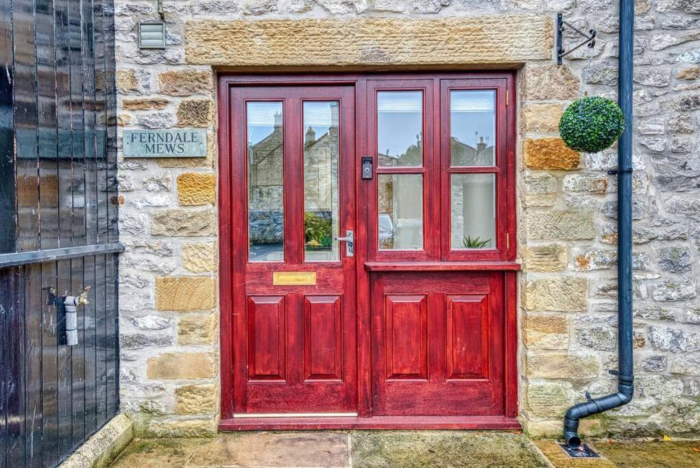 Delightful Two-Bedroom Cottage In The Heart Of Bakewell Eksteriør billede