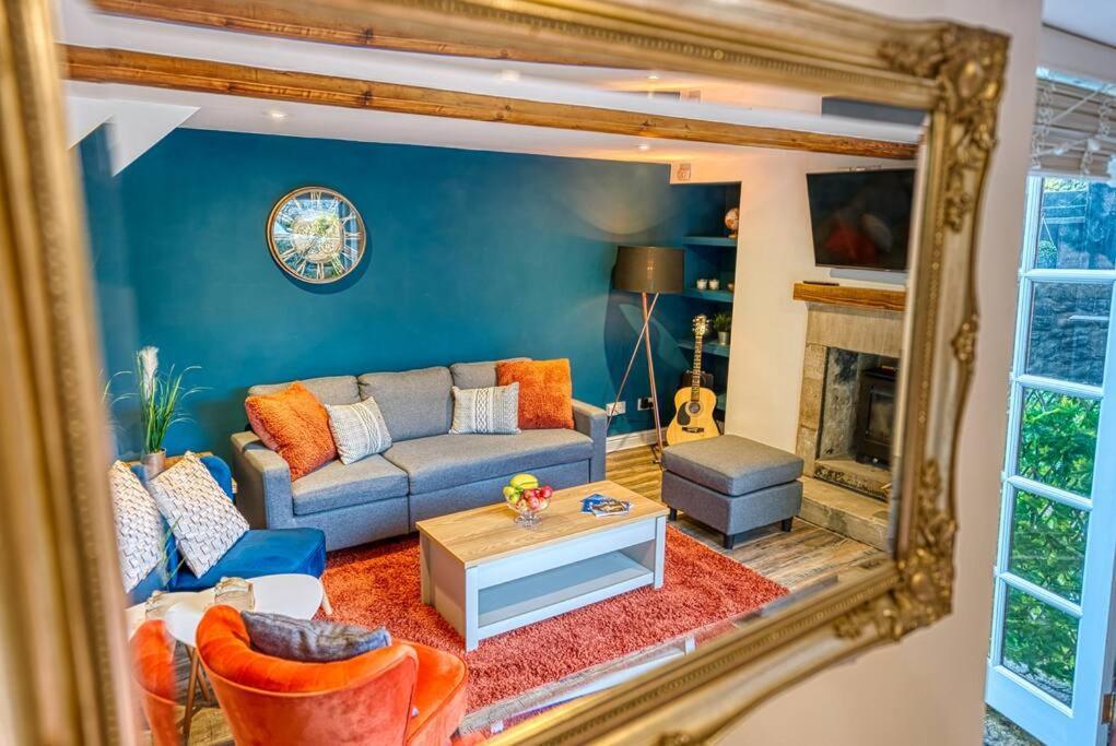 Delightful Two-Bedroom Cottage In The Heart Of Bakewell Eksteriør billede