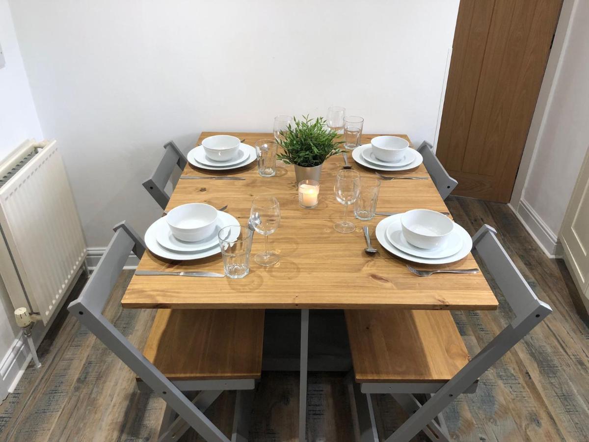 Delightful Two-Bedroom Cottage In The Heart Of Bakewell Eksteriør billede